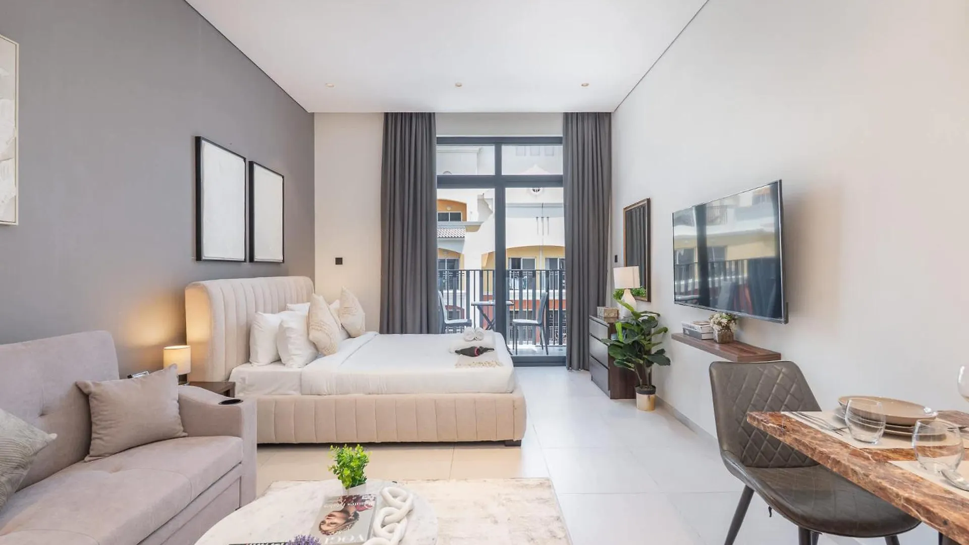 Spacious And Stunning Studio In The Heart Of Jvc Dubai